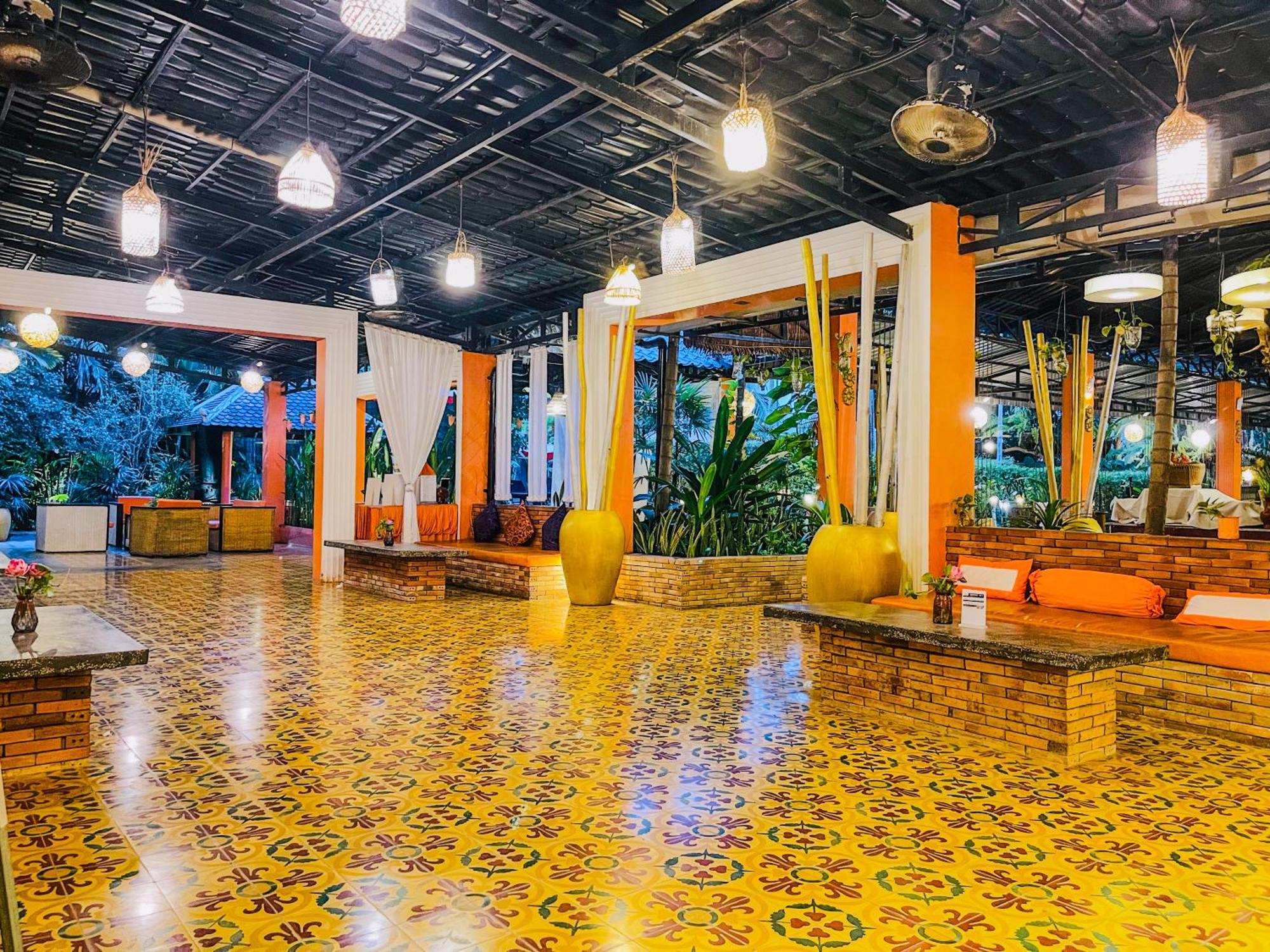 Central Privilege Hotel Siem Reap Exteriör bild