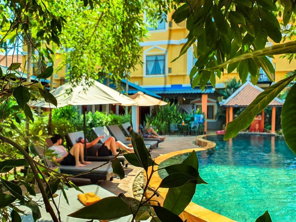 Central Privilege Hotel Siem Reap Exteriör bild